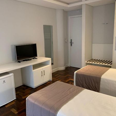 Hotel Centro Europeu Κουριτίμπα Εξωτερικό φωτογραφία