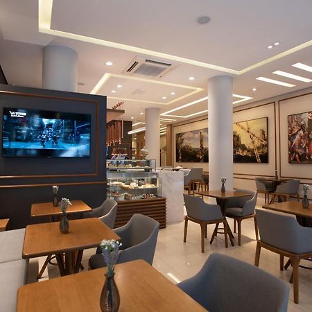 Hotel Centro Europeu Κουριτίμπα Εξωτερικό φωτογραφία