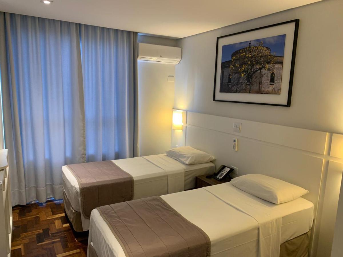 Hotel Centro Europeu Κουριτίμπα Εξωτερικό φωτογραφία
