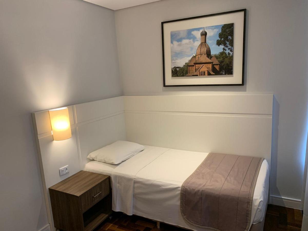 Hotel Centro Europeu Κουριτίμπα Εξωτερικό φωτογραφία