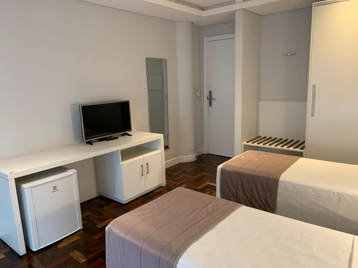 Hotel Centro Europeu Κουριτίμπα Εξωτερικό φωτογραφία