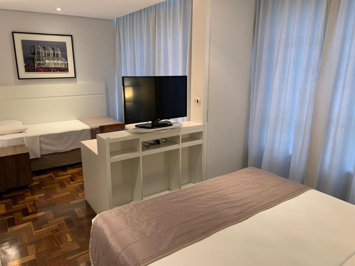 Hotel Centro Europeu Κουριτίμπα Εξωτερικό φωτογραφία