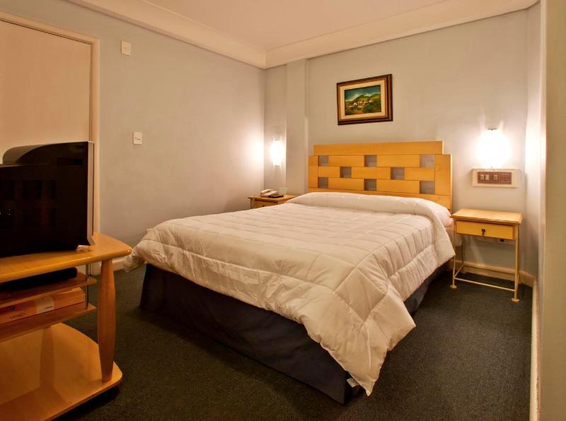 Hotel Centro Europeu Κουριτίμπα Εξωτερικό φωτογραφία