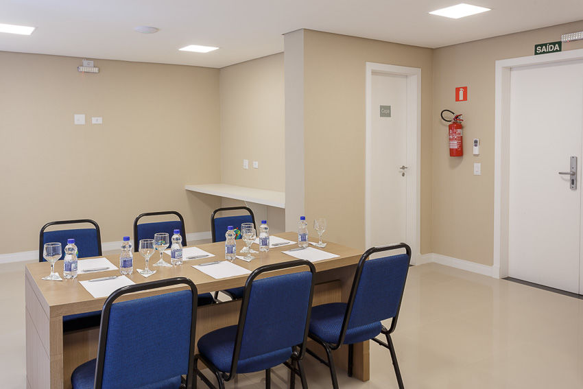 Hotel Centro Europeu Κουριτίμπα Εξωτερικό φωτογραφία