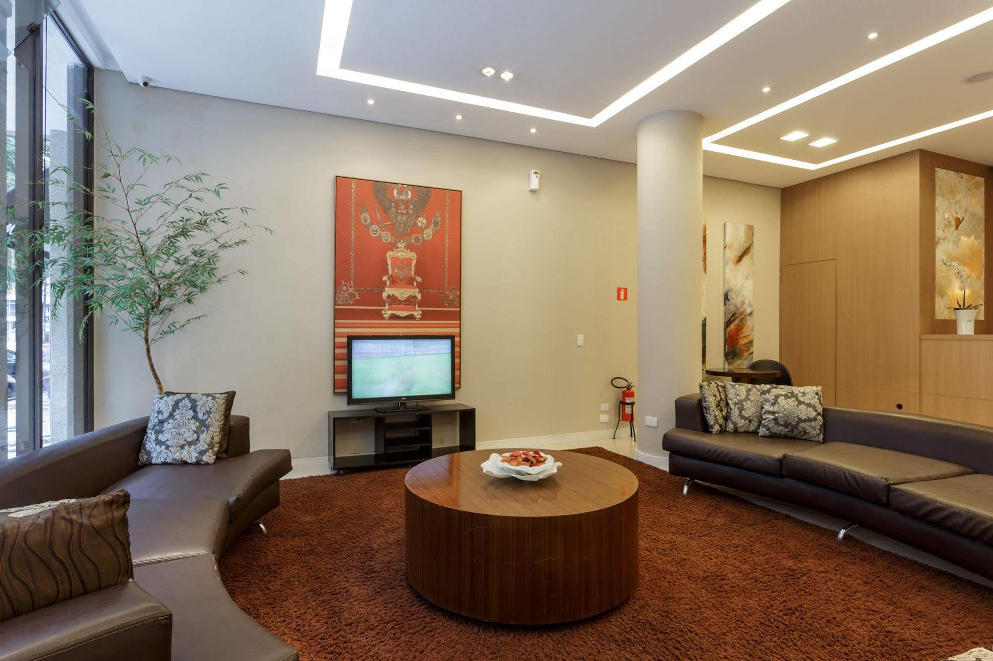 Hotel Centro Europeu Κουριτίμπα Εξωτερικό φωτογραφία