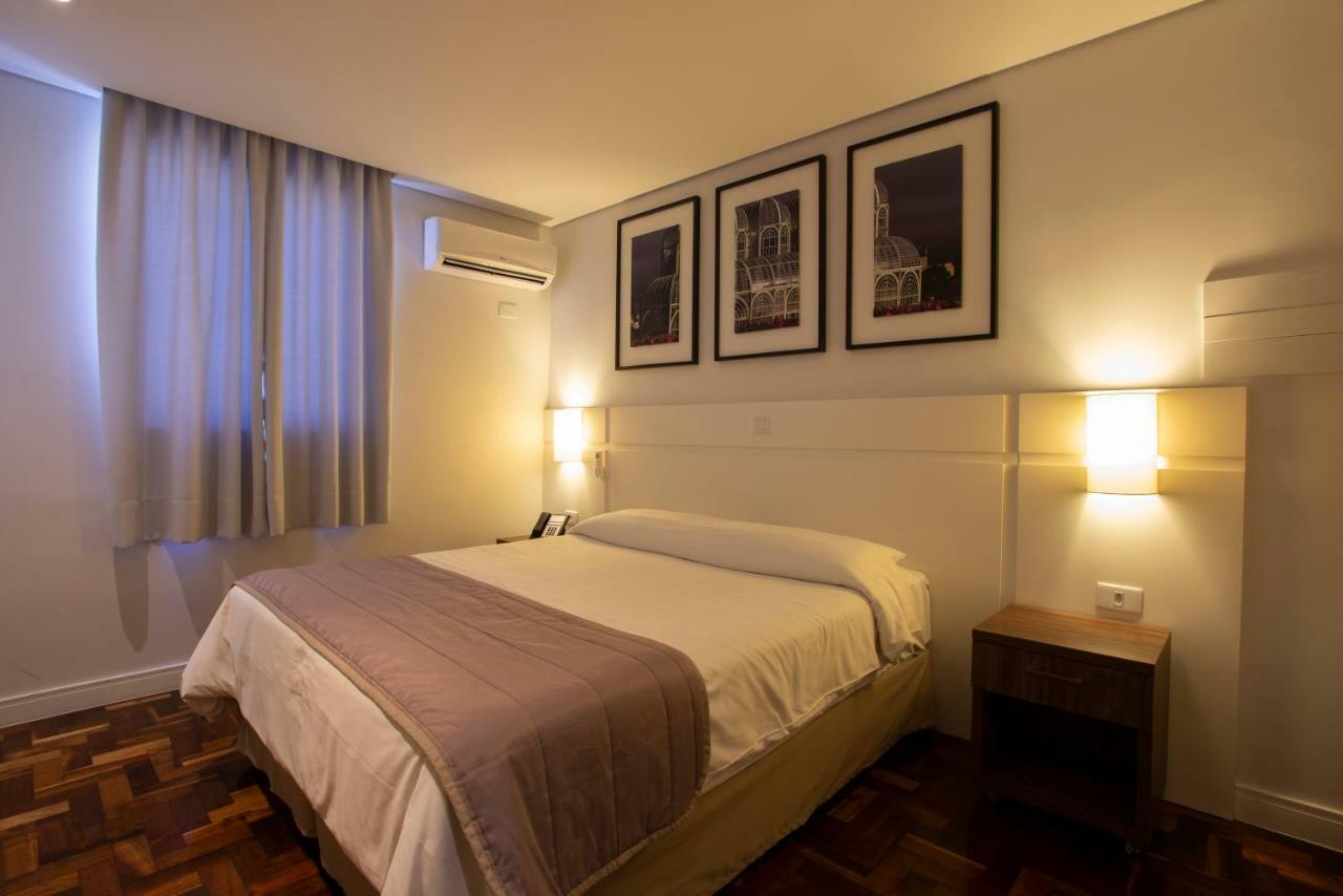 Hotel Centro Europeu Κουριτίμπα Εξωτερικό φωτογραφία