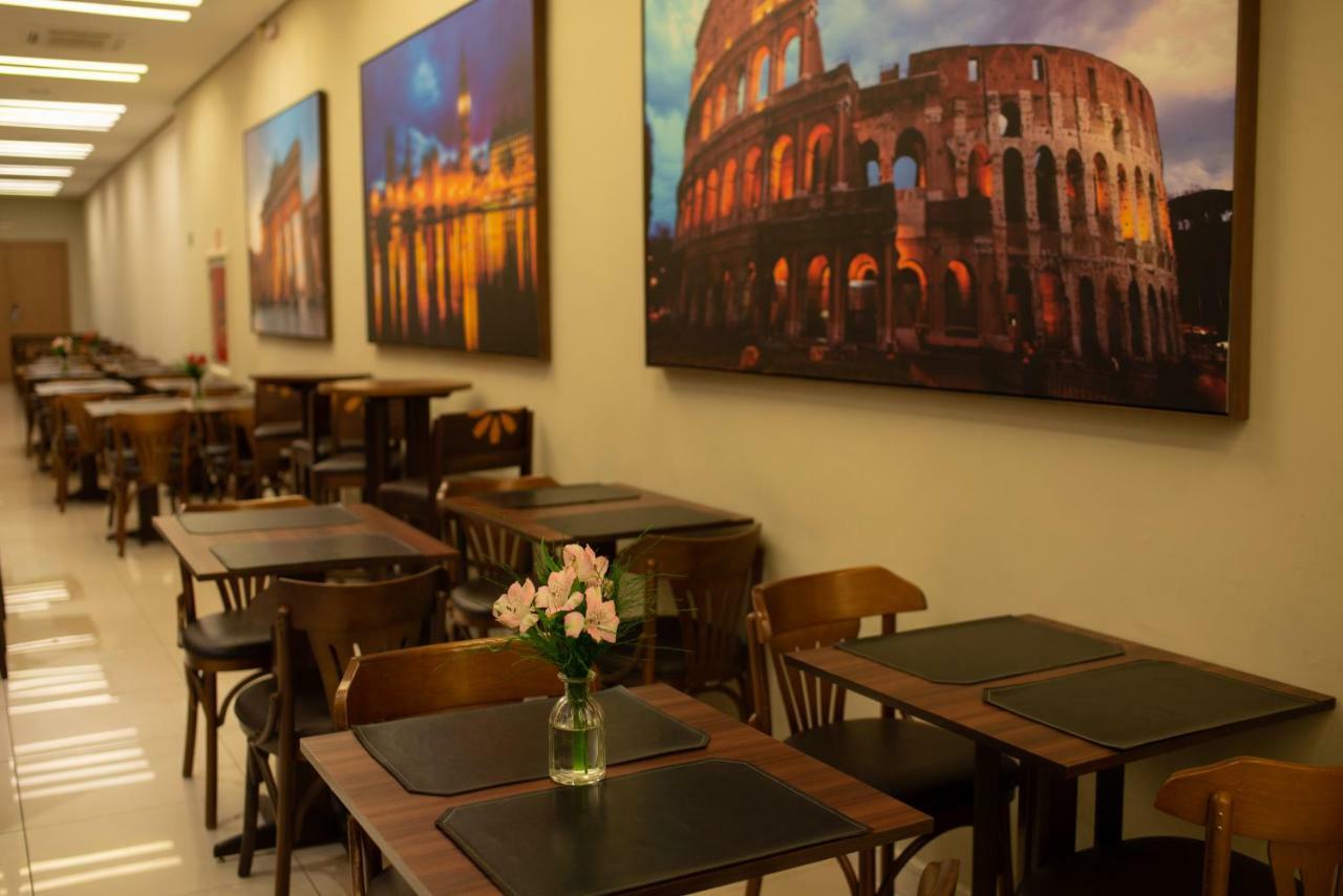 Hotel Centro Europeu Κουριτίμπα Εξωτερικό φωτογραφία