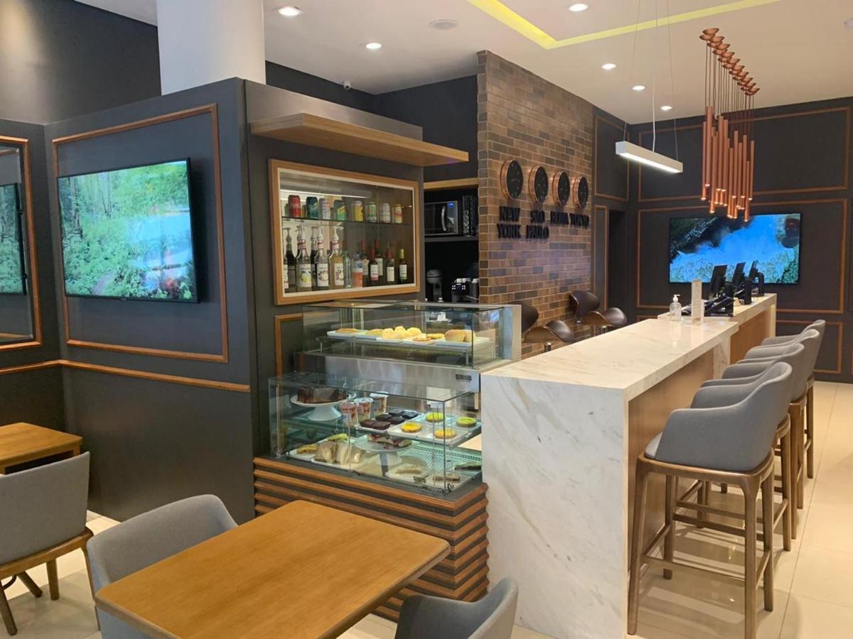 Hotel Centro Europeu Κουριτίμπα Εξωτερικό φωτογραφία